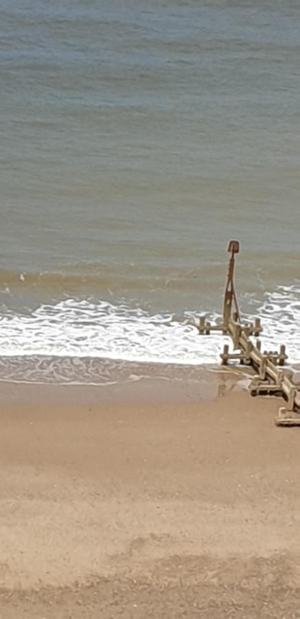 Tranquillity Sea Side Caravan Apartment Trimingham Exterior foto